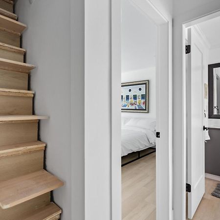 Modern Kitsilano 2 Bedroom Home With A Hot Tub Vancouver Exterior foto